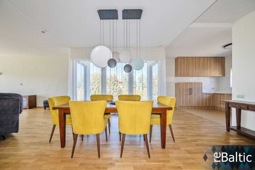 Parduodamas namas Bendorių kel., Žemųjų Rusokų k., Vilniaus r. sav., 185 m2 ploto, 2 aukštai 8