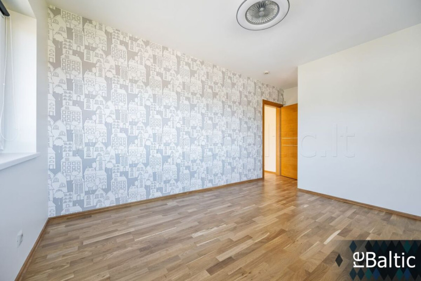 Parduodamas namas Bendorių kel., Žemųjų Rusokų k., Vilniaus r. sav., 185 m2 ploto, 2 aukštai 28