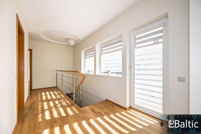 Parduodamas namas Bendorių kel., Žemųjų Rusokų k., Vilniaus r. sav., 185 m2 ploto, 2 aukštai 34