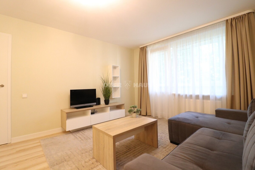 Nuomojamas butas Žvaigždžių g. , Panevėžio m. sav., 37 m2 ploto, 2 kambariai 6