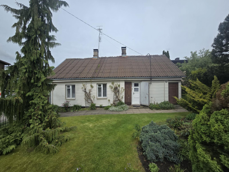 Parduodamas namas Vaižganto g., Centras, Panevėžio m., Panevėžio m. sav., 61.63 m² ploto 3 kambariai 1