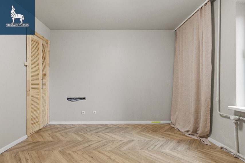 Parduodamas butas Čiobiškio g., Šeškinė, Vilniaus m., Vilniaus m. sav., 11.63 m2 ploto, 1 kambariai 7