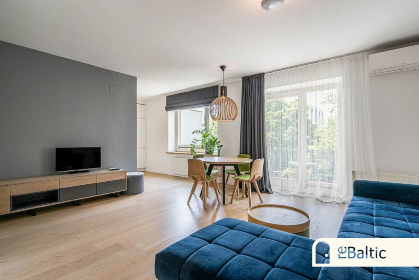 Nuomojamas butas Šeimyniškių g., Vilniaus m., Vilniaus m. sav., 61 m2 ploto, 2 kambariai 2