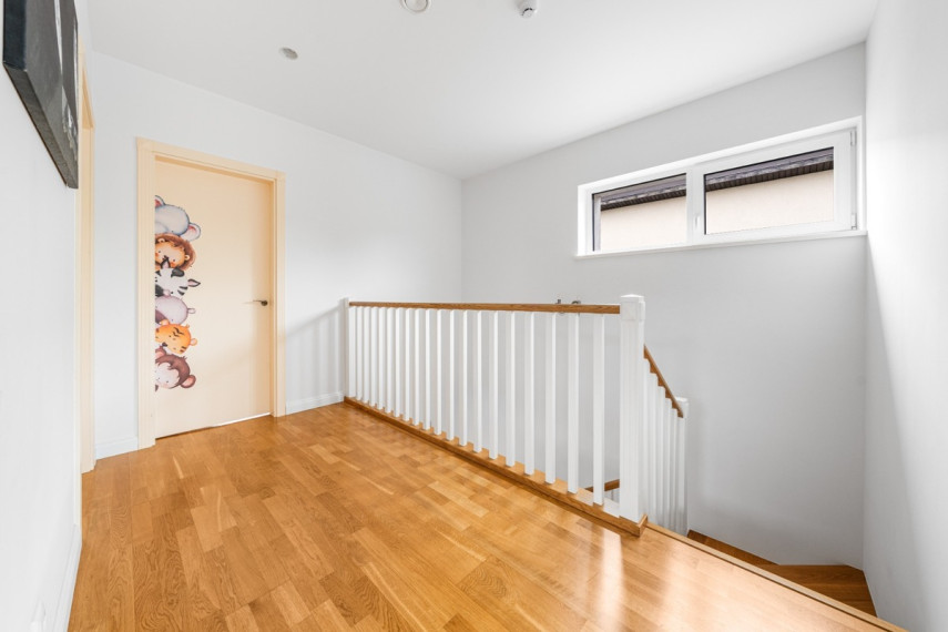 Parduodamas namas Kaštonų g., Didžiosios Riešės mstl., Vilniaus r. sav., 151.43 m2 ploto, 2 aukštai 23