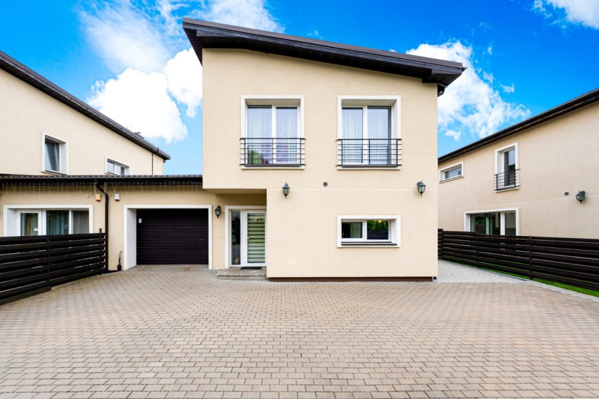 Parduodamas namas Kaštonų g., Didžiosios Riešės mstl., Vilniaus r. sav., 151.43 m2 ploto, 2 aukštai 2