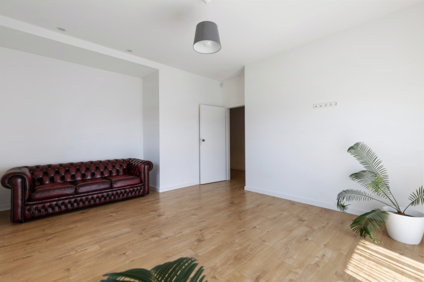 Parduodamas namas Švedų g., Pikutiškių k., Vilniaus r. sav., 158 m2 ploto, 1 aukštai 15