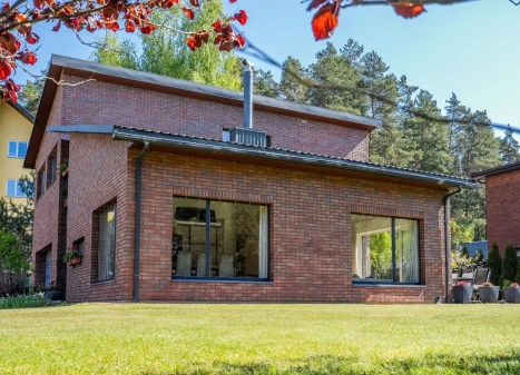 Parduodamas namas Veržuvos g., Antakalnis, Vilniaus m., Vilniaus m. sav., 208 m2 ploto, 2 aukštai