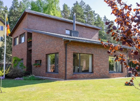 Parduodamas namas Veržuvos g., Antakalnis, Vilniaus m., Vilniaus m. sav., 208 m2 ploto, 2 aukštai