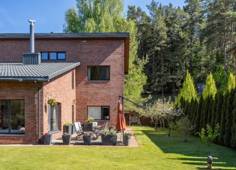 Parduodamas namas Veržuvos g., Antakalnis, Vilniaus m., Vilniaus m. sav., 208 m2 ploto, 2 aukštai