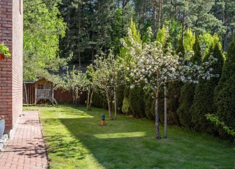 Parduodamas namas Veržuvos g., Antakalnis, Vilniaus m., Vilniaus m. sav., 208 m2 ploto, 2 aukštai