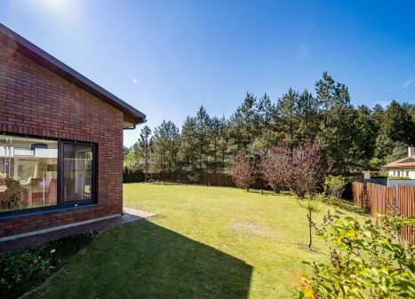 Parduodamas namas Veržuvos g., Antakalnis, Vilniaus m., Vilniaus m. sav., 208 m2 ploto, 2 aukštai