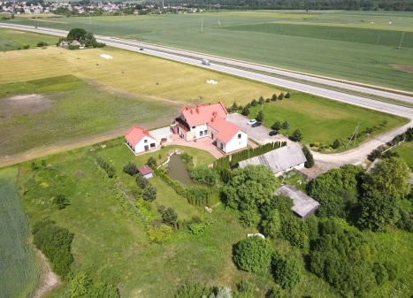 Parduodamas namas Plento g., Kuzavinių k., Šiaulių r. sav., 579.51 m² ploto 8 kambariai