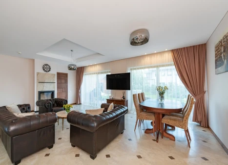 Parduodamas namas Margirio g., Užliedžių k., Kauno r. sav., 193.49 m2 ploto, 2 aukštai