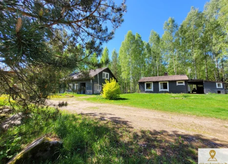 Parduodamas namas Simoniškio I k., Ignalinos r. sav., 215 m2 ploto, 2 aukštai