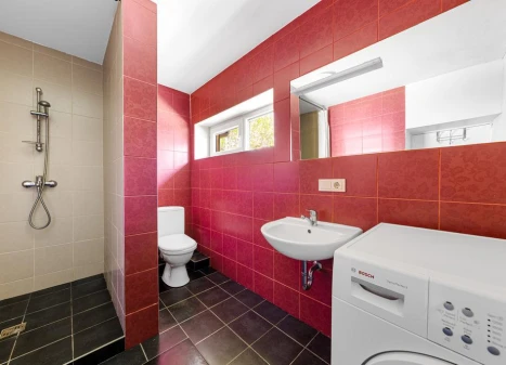 Parduodamas namas Grigiškių m., Vilniaus m. sav., 70.00 m² ploto 2 kambariai Parduodamas namas Grigiškių m., Vilniaus m. sav., 70.00 m² ploto 2 kambariai