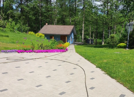 Parduodamas namas Žalioji g., Milioniškės k., Varėnos r. sav., 250.00 m² ploto 7 kambariai Parduodamas namas Žalioji g., Milioniškės k., Varėnos r. sav., 250.00 m² ploto 7 kambariai