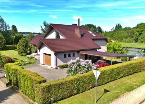 Parduodamas namas Naujakurių g., Širvintų m., Širvintų r. sav., 199.69 m2 ploto, 2 aukštai