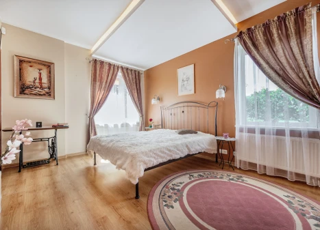 Parduodamas namas Naujakurių g., Širvintų m., Širvintų r. sav., 199.69 m2 ploto, 2 aukštai
