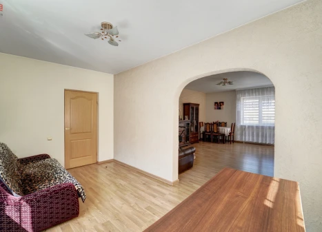 Parduodamas namas Pagirių g., Pagirių mstl., Vilniaus r. sav., 185.51 m2 ploto, 2 aukštai