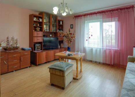 Parduodamas namas Valdeikių k., Radviliškio r. sav., 95.13 m2 ploto, 1 aukštai