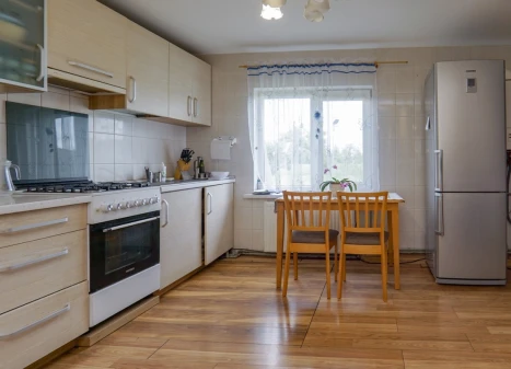 Parduodamas namas Valdeikių k., Radviliškio r. sav., 95.13 m2 ploto, 1 aukštai
