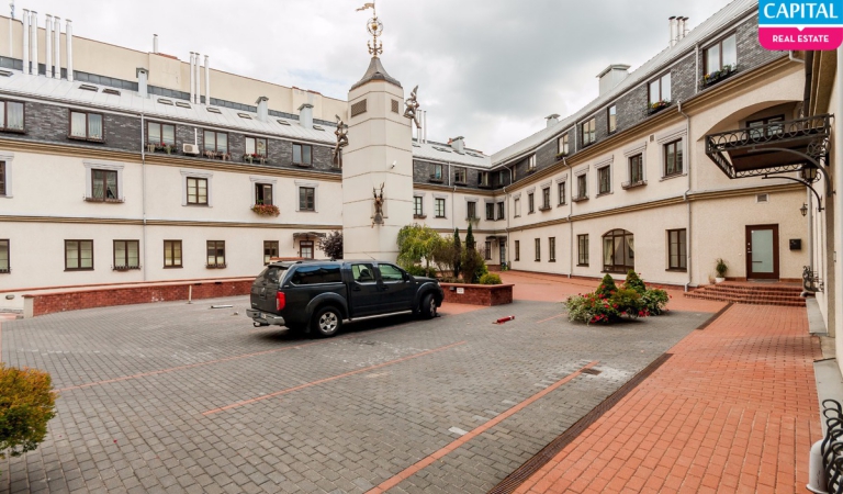 Prabangus net 8 kambarių butas Vilniaus Senamiestyje