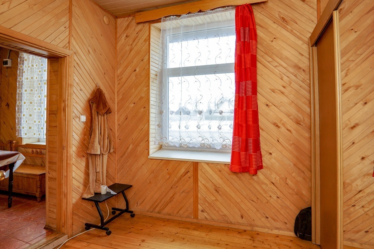 Parduodamas namas Kęstučio g., Biržų m., Biržų r. sav., 200 m2 ploto, 1 aukštai 25